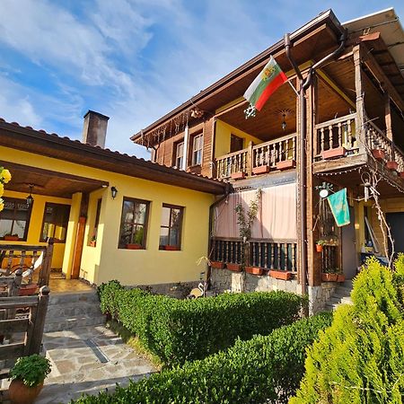 Емили Фемили Хаус Koprivștița Exterior foto